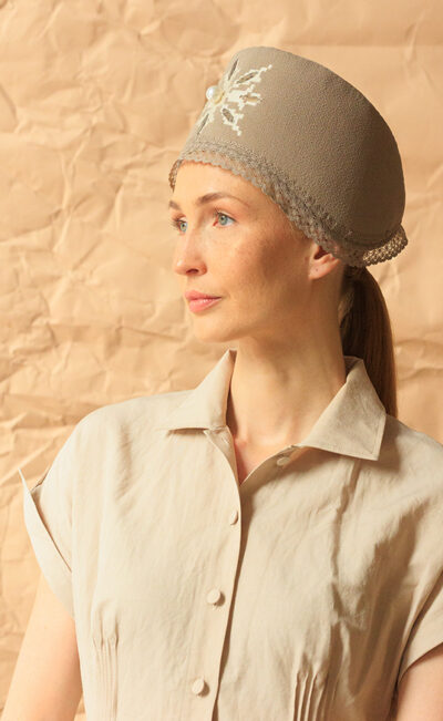 INTERWOVEN HERITAGE HEADDRESS BEIGE