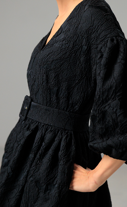 JACQUARD MINI DRESS LOLA BLACK - Image 4